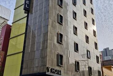 Hotel Shinchon Y