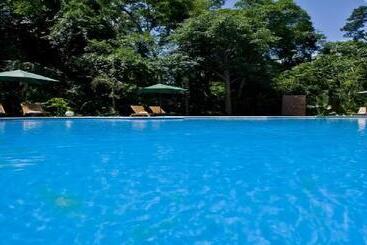 Hotel Tierra Guaraní Lodge