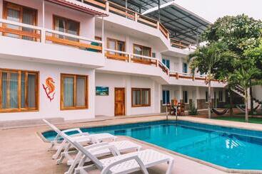 Galápagos Isabela Hotel Loja