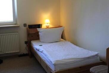 Отель Berggasthof Hoherodskopf