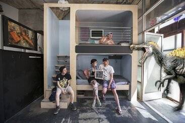 Отель Podshare Hollywood