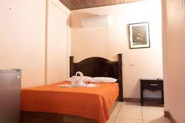 Hotelli Villa Hermosa