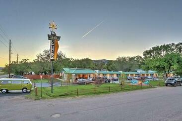 호텔 Western Star Inn