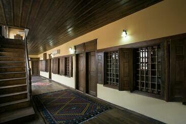 Anemon Koleksiyon Kula Otel