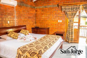 ホテル Hostal San Jorge