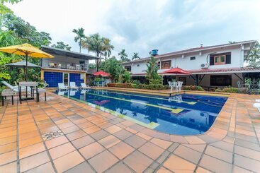 Отель Casa Baquero