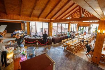 בית מלון כפרי Eden Grand Resort