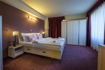 هتل Eden Grand Resort