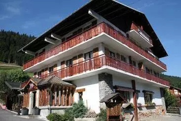 هتل Hôtel La Chaumière