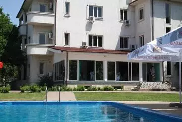 Hotelli Paradis