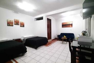 ユースホステル Hospedaje Gran Imperial