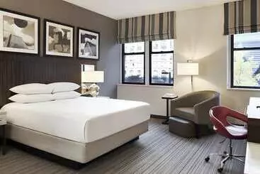 Sonesta Hotel Baltimore Inner Harbor