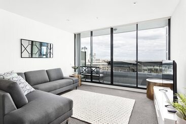Waterfront Melbourne Apartments