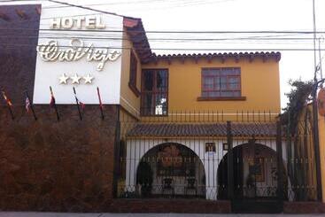 Hotel Oro Viejo