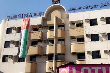 Отель Grand Sina