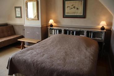 Пансион La Maison De Famille