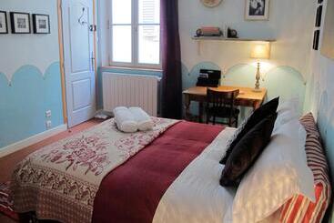 B&b In Arles L Atelier Du Midi Chambre D Hôtes Centre Historique Arles