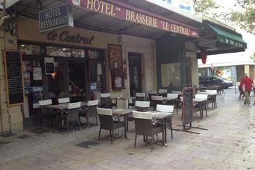 Отель Hôtel Restaurant Le Central