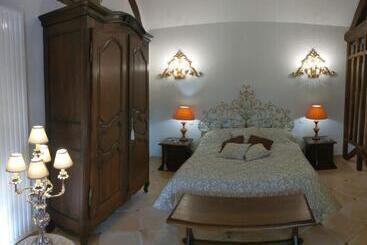 تختخواب و صبحانه Le Relais De La Tour