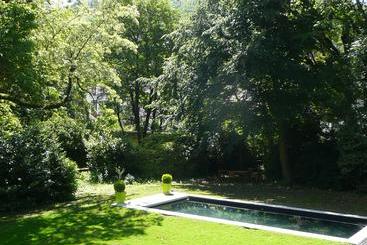 민박 Maison D Hôtes Les Jardins De Mazamet