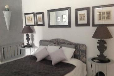 Nocleg ze śniadaniem Maison D'hôtes Mas De Barbut