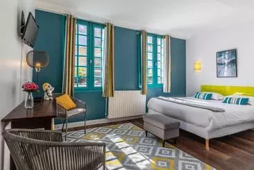Hotel Le Port Neuf