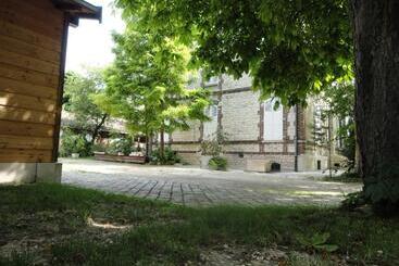 Bed and Breakfast Au Fil De Troyes