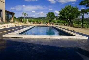 住宿加早餐 Château La Sabine