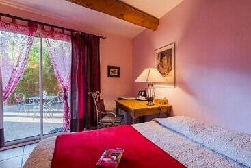 Bed and Breakfast La Bastide Des Pins