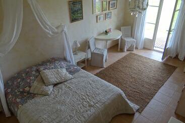 Bed and Breakfast La Rolandie Haute