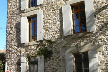 مبيت وإفطار Le Bobo