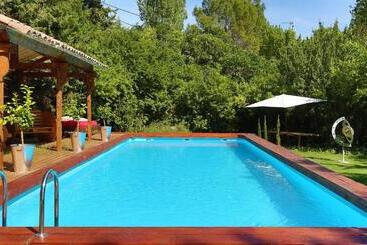 تختخواب و صبحانه Maison D Hôtes Campagne Baudeloup