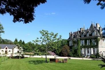 تختخواب و صبحانه Manoir De Kerangosquer