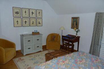 مبيت وإفطار Chambres D'hôtes Du Hameau Les Brunes