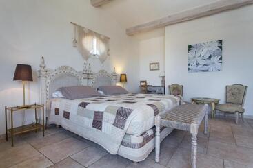 مبيت وإفطار Mas De La Coste