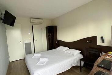 호텔 Contact Hôtel Fontenay Le Comte