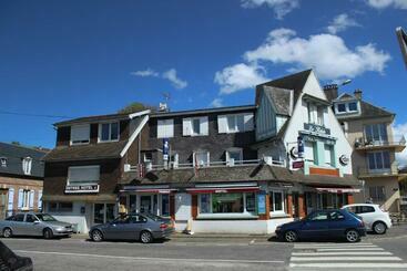 ホテル Hôtel Le Relais