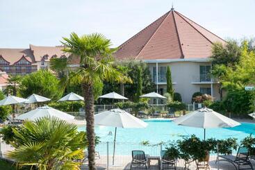 ホテル Les Jardins De Beauval