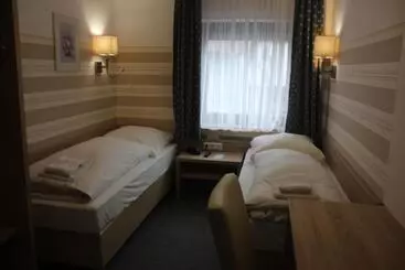 Airport Hotel Zum Taubengrund