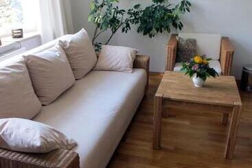 ベッドアンドブレックファースト Altes Landhaus Am Park