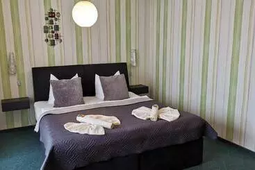 Hotelli Gäste Und Seminarhaus Uckerwelle