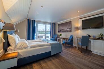 호텔 Tom S Hus Heiligenhafen