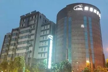 Allur Boutique Motelkao Hsiung Branch