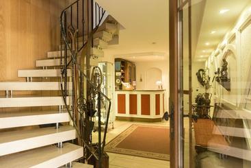 هتل Landhaus Fischer