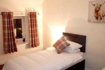 Hotel The First And Last Pub