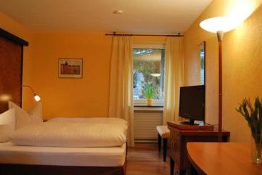 בית מלון כפרי Wald Im Wiesengrund