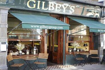 住宿加早餐  Gilbey S Bar, Restaurant & Townhouse