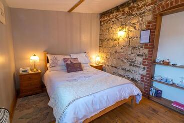 住宿加早餐  Little Abbey Farm