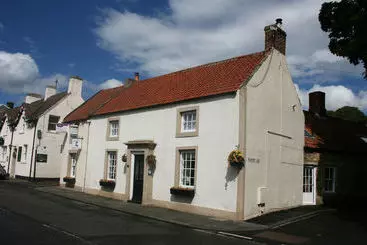 Bed and Breakfast Well House