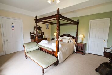 Penralley House B&b